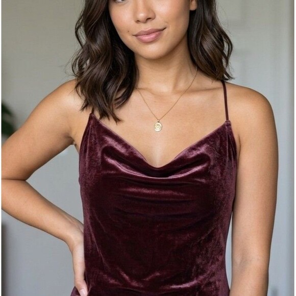 Abercrombie & Fitch Tops - Abercrombie & Fitch Size L Burgundy Wine Velvet Drape Cowl Neck Stretch Bodysuit